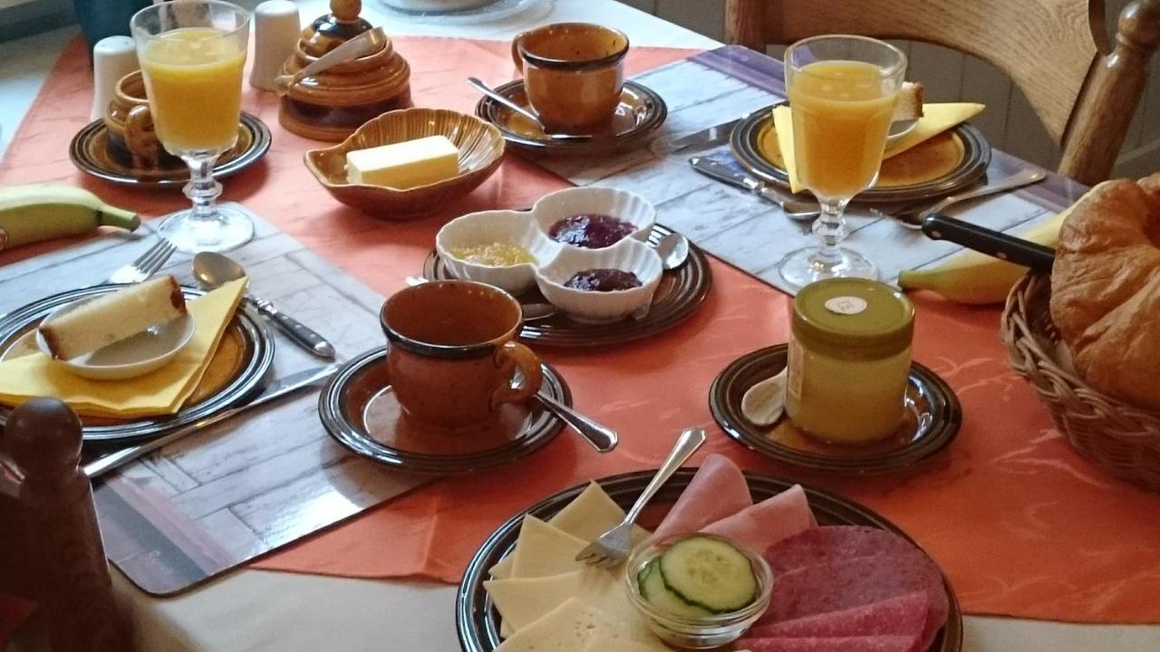 ברידרן Mosel-Landhaus Am Moselufer B&B מראה חיצוני תמונה