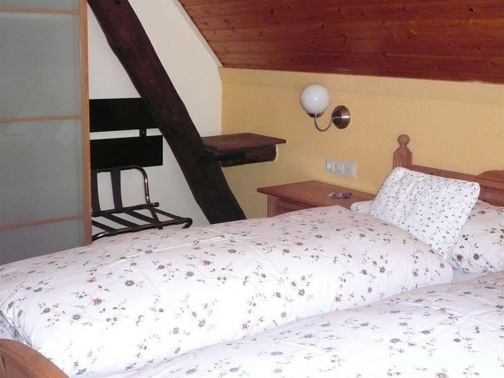 ברידרן Mosel-Landhaus Am Moselufer B&B מראה חיצוני תמונה